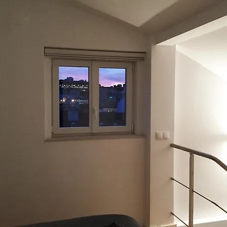 Dreaming - Trigueiros View * ליסבון